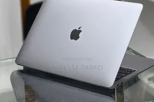New Laptop Apple MacBook Air 2020 M1 8GB Apple M1 SSD 256GB