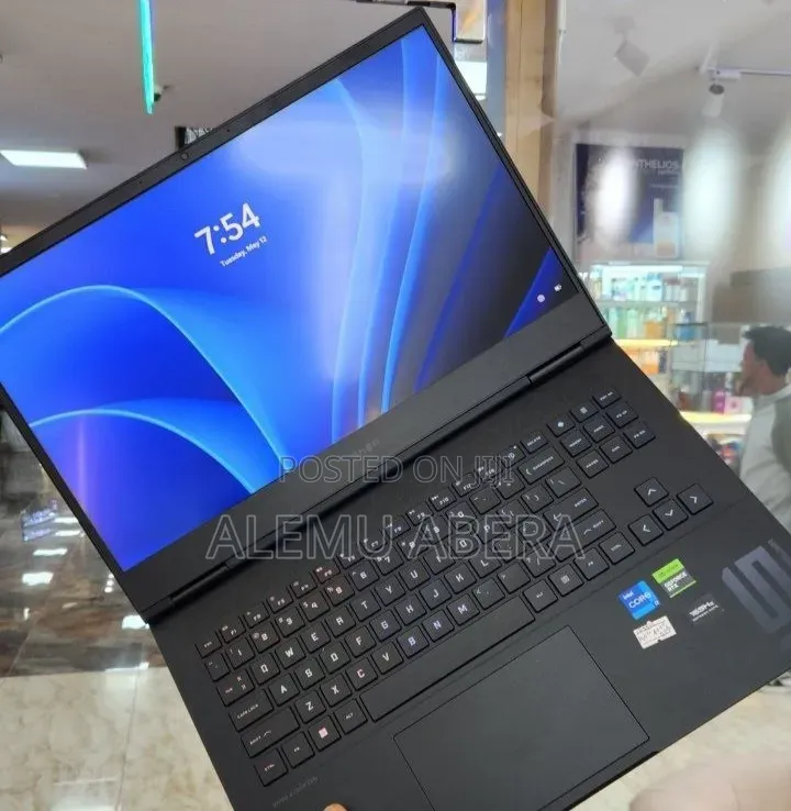 New Laptop HP Omen 16 16GB Intel Core i7 SSD 1T