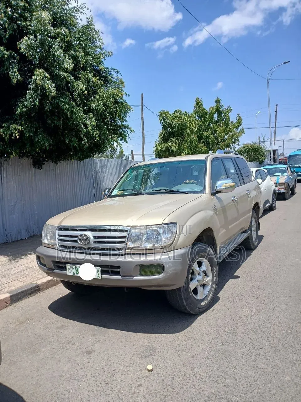 Toyota Land Cruiser 2007 Gold