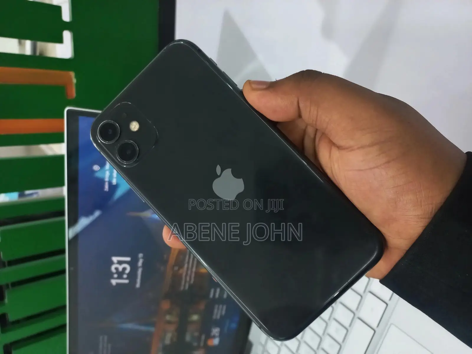 Apple iPhone 11 64 GB Black