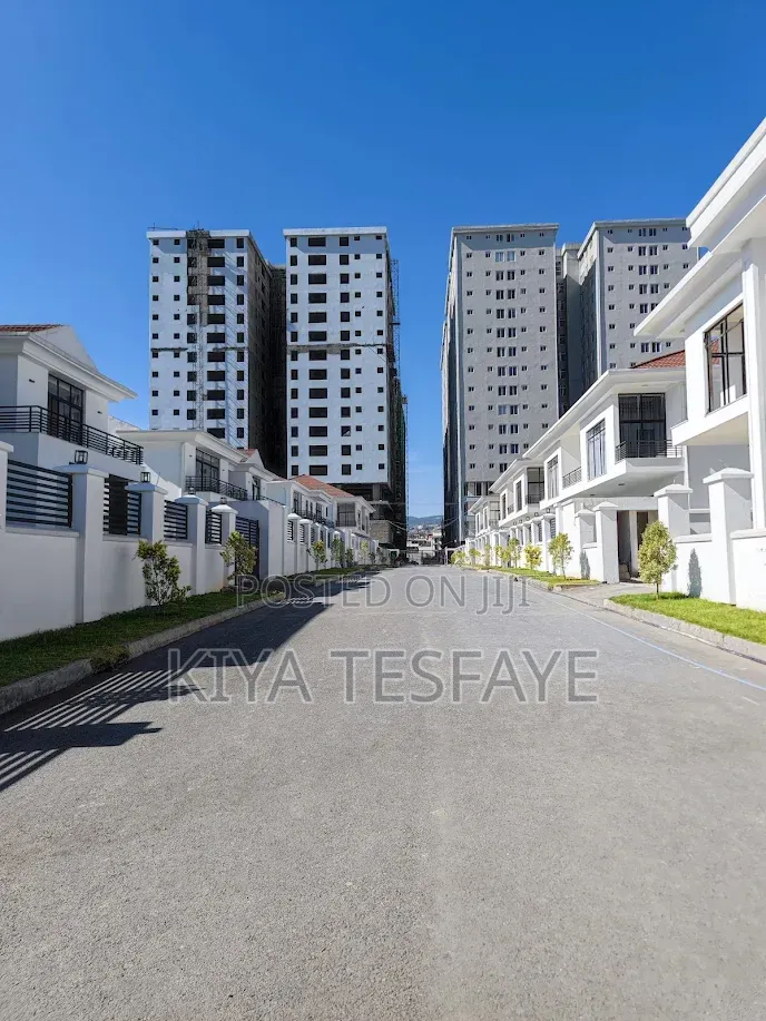 1bdrm Apartment in ሰሚት 72, Bole for sale