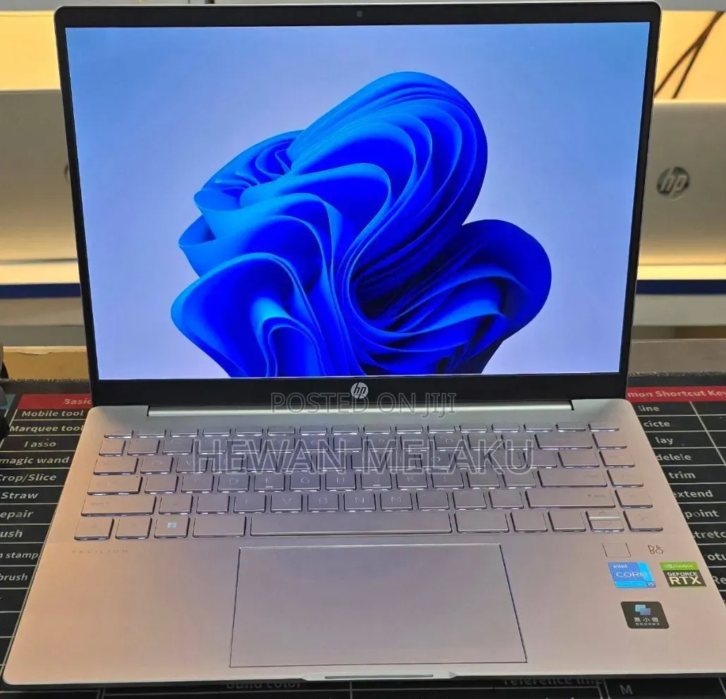 New Laptop HP Pavilion 14 16GB Intel Core i5 SSD 512GB