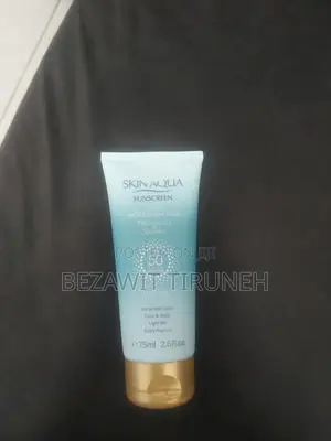 Sunscreen With Moisturizer