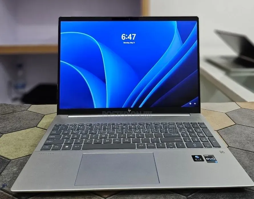 New Laptop HP Pavilion 15 16GB Intel Core i7 SSD 1T