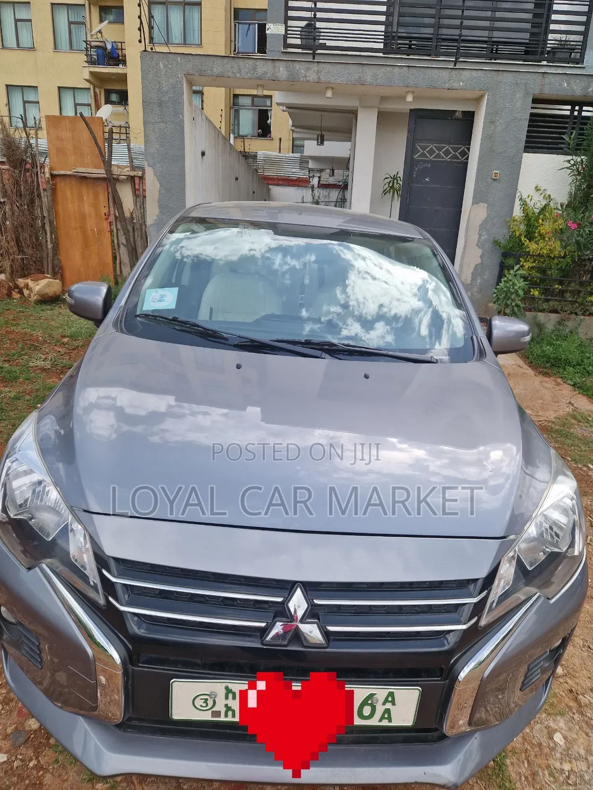 Mitsubishi Attrage 2021 Gray
