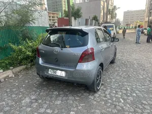 Toyota Yaris 2009 Silver
