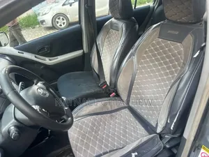 Toyota Yaris 2009 Silver