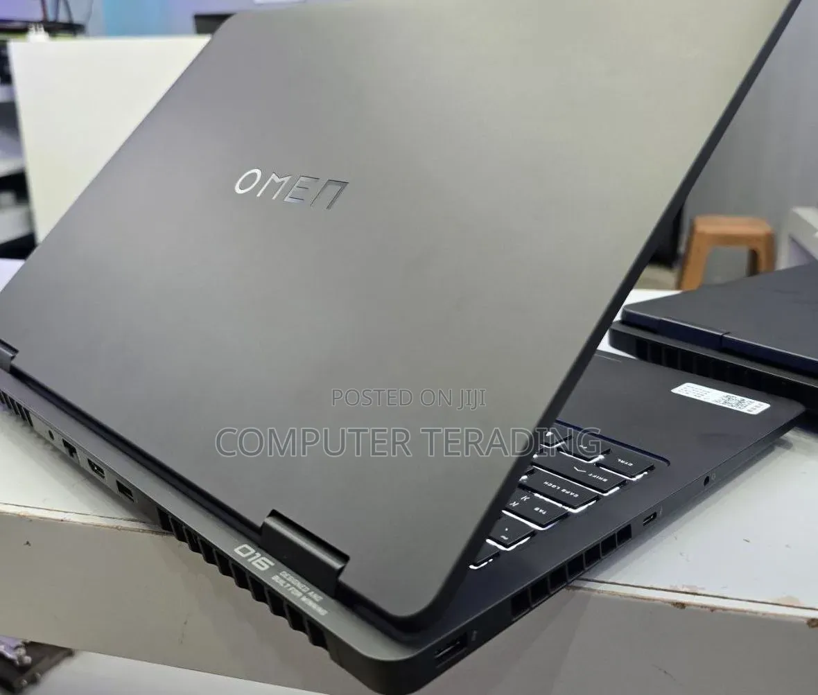 New Laptop HP Omen 16 16GB Intel Core i7 SSD 1T