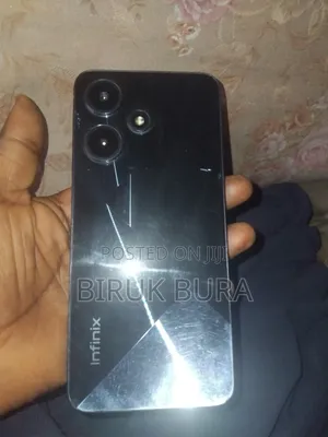 Infinix Hot 30i 128 GB Black