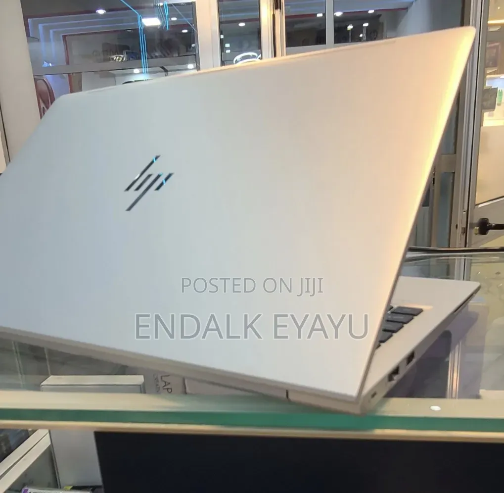 New Laptop HP 16GB Intel Core i5 SSD 512GB
