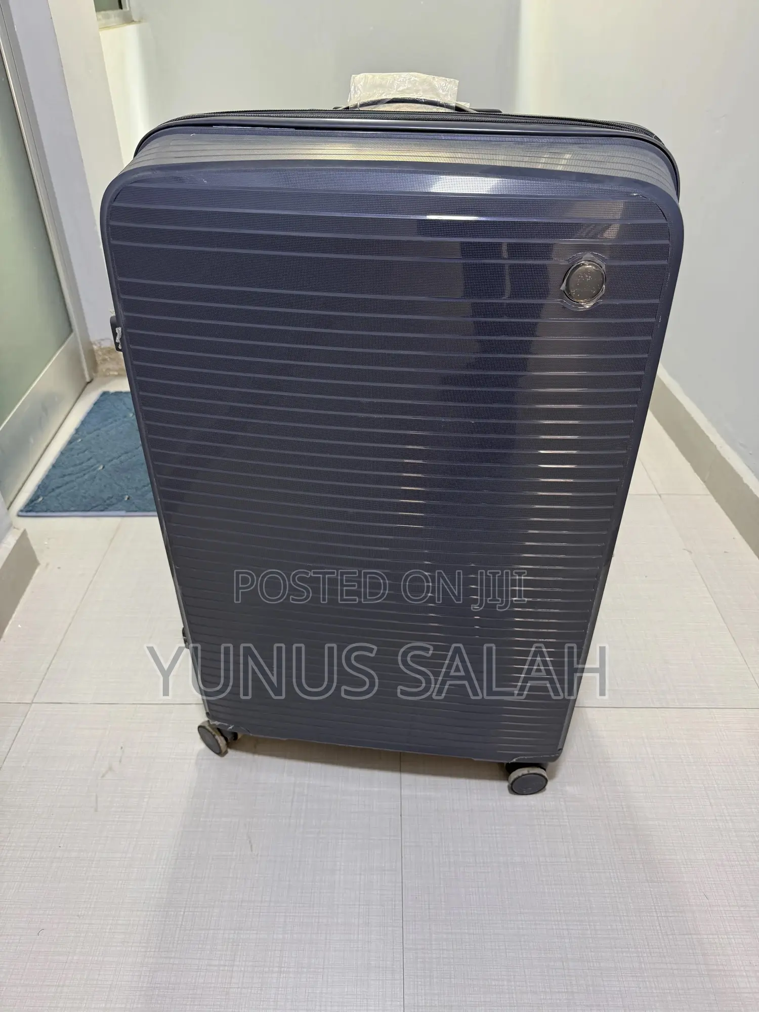 Luggage Bags 32 and 28 Kg
