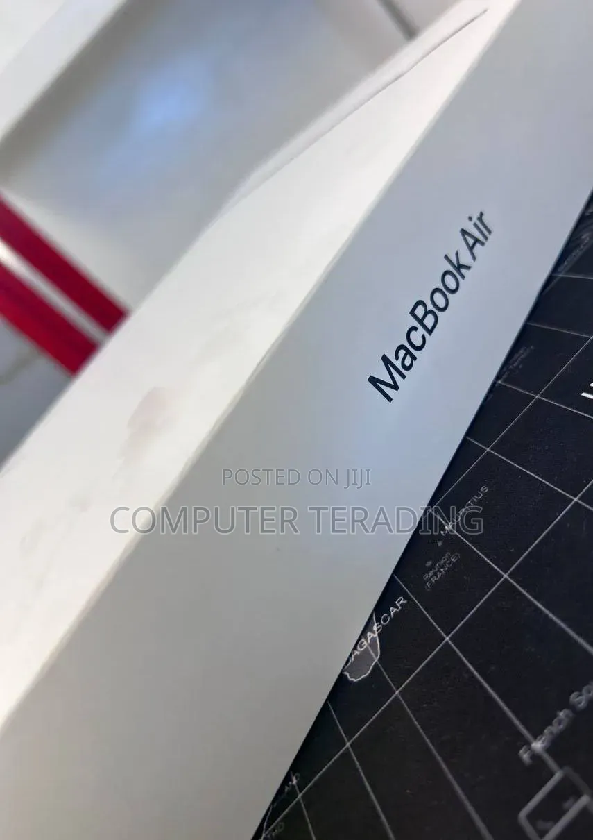 New Laptop Apple MacBook Air 2026 M5 13-inch 16GB Apple M5 SSD 512GB