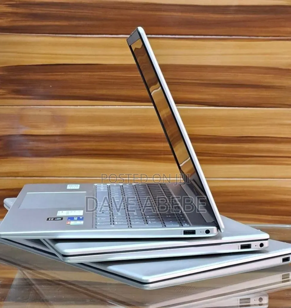 New Laptop HP Stream Notebook 16GB Intel Core i5 SSD 1T