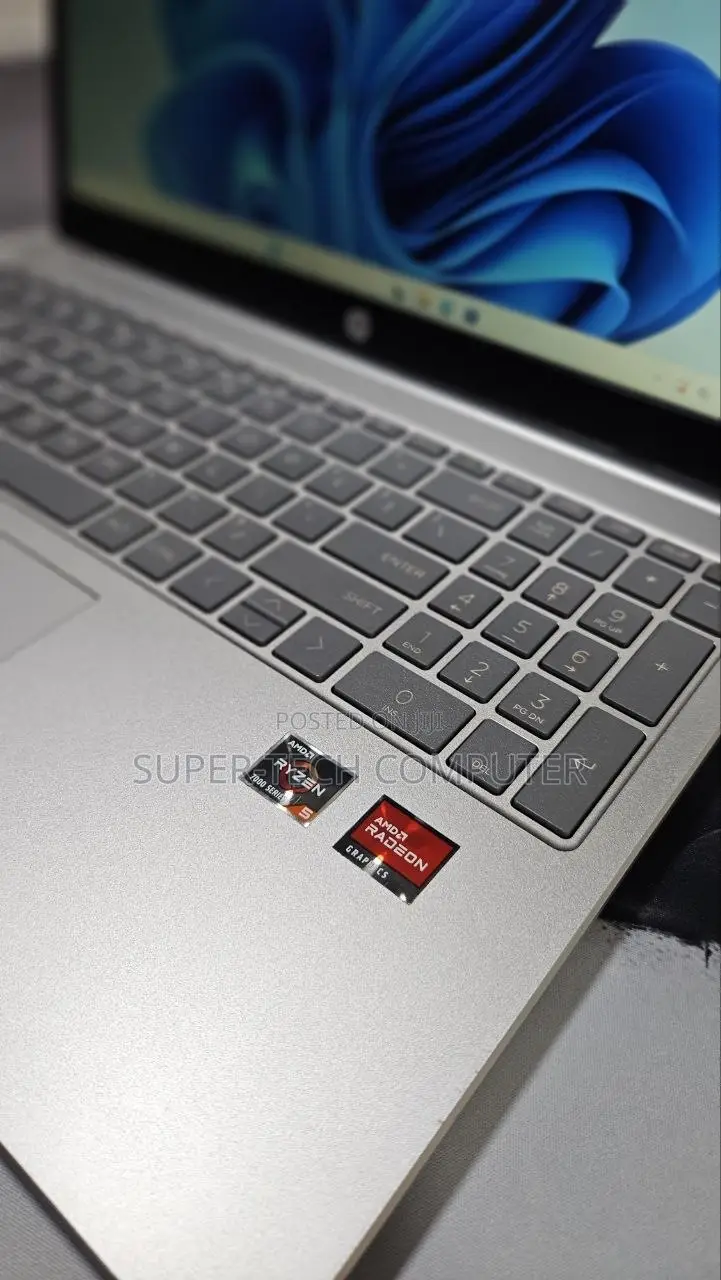 New Laptop HP Stream Notebook 16GB AMD Ryzen 5 SSD 256GB