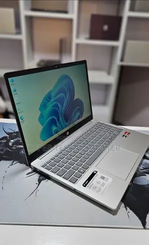 New Laptop HP Stream Notebook 16GB AMD Ryzen 5 SSD 256GB
