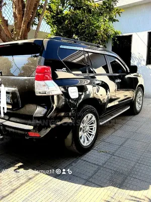 Toyota Land Cruiser 2014 Black