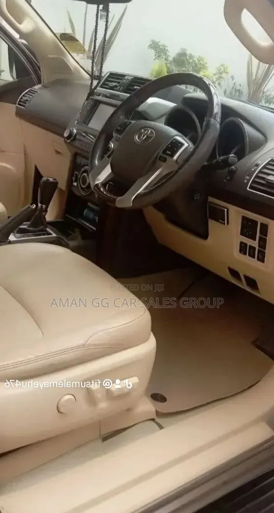 Toyota Land Cruiser 2014 Black