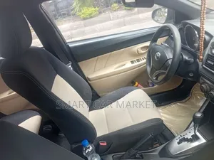 Toyota Yaris 2015 Gray