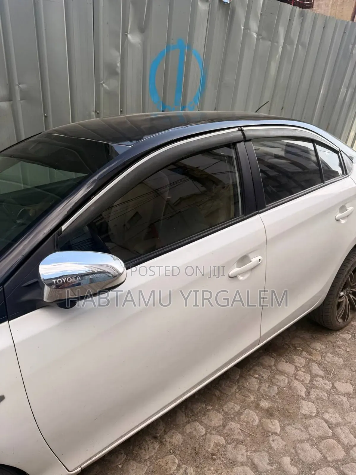 Toyota Yaris 2014 White