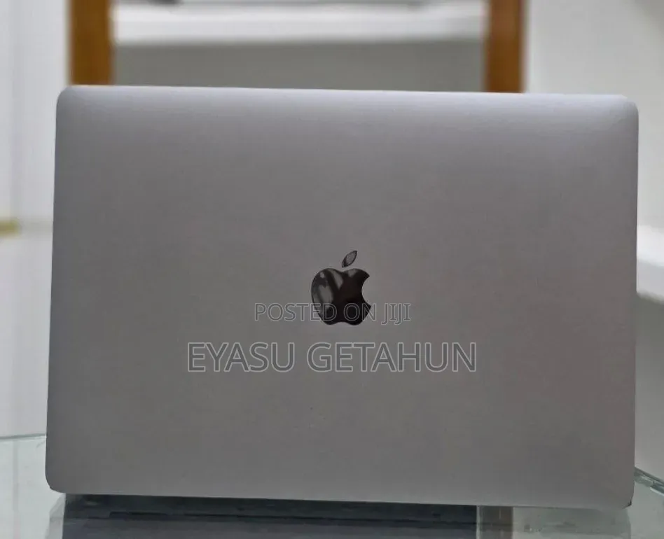 New Laptop Apple MacBook Air 2020 M1 8GB Apple M1 SSD 256GB