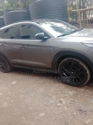 Hyundai Tucson Limited AWD 2020 Gray