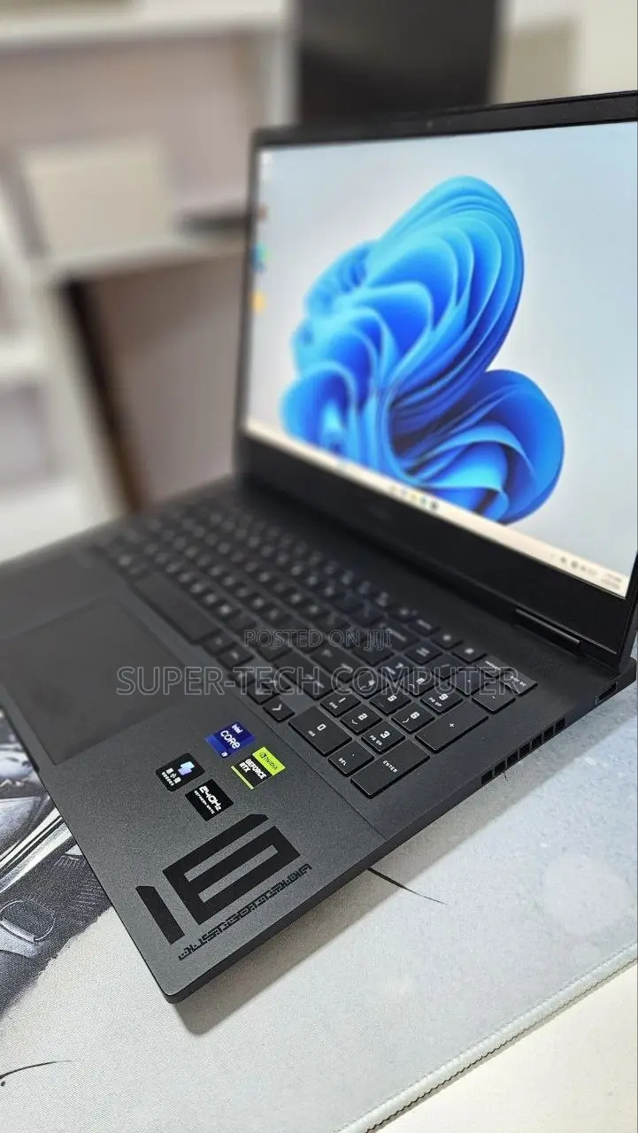 New Laptop HP Omen 16 16GB Intel Core i9 SSD 1T