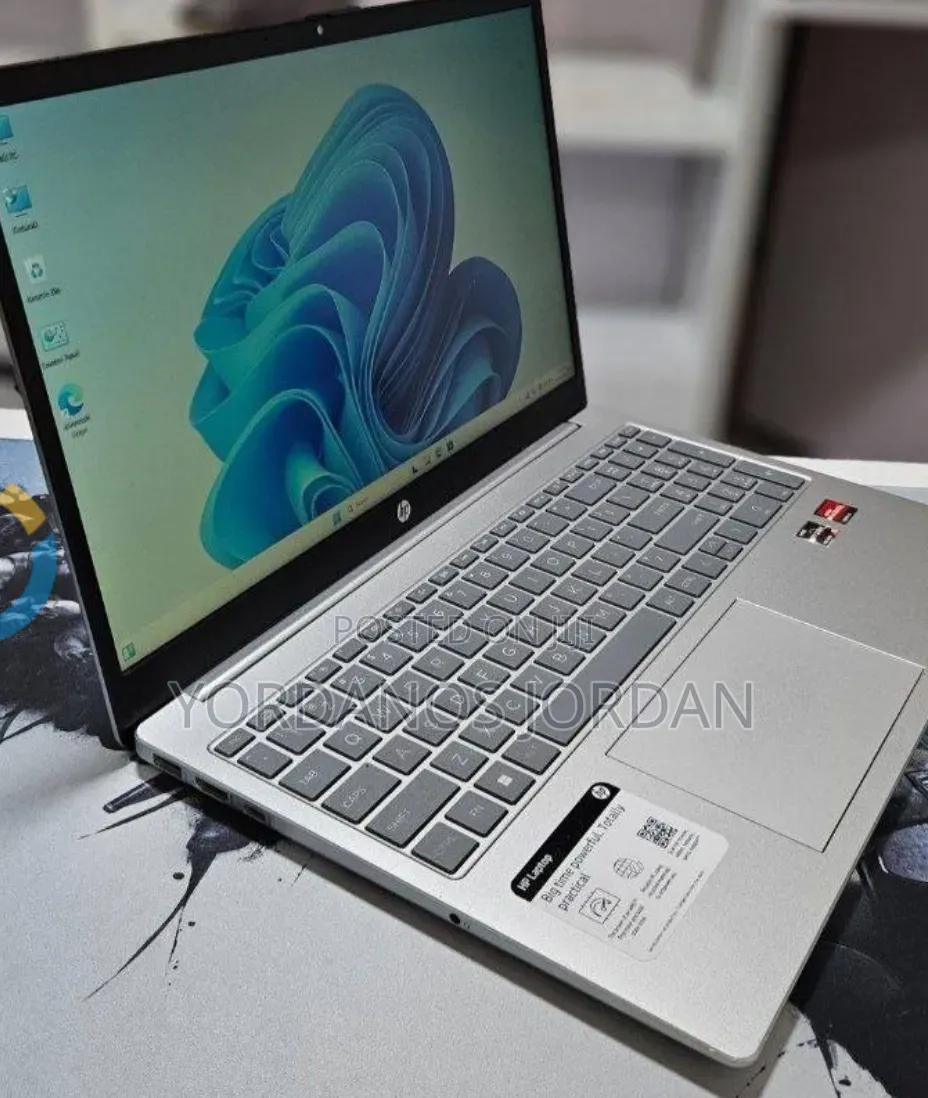 New Laptop HP Stream Notebook 16GB AMD Ryzen 5 SSD 256GB