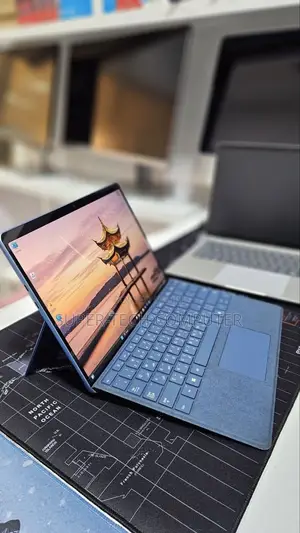 New Microsoft Surface Pro 11th Edition, a Copilot+ PC 16GB SSD 512GB