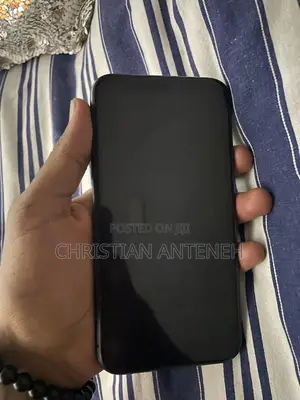 Apple iPhone 11 64 GB Black