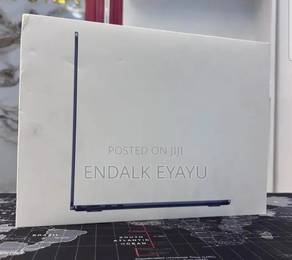 New Laptop Apple MacBook Air 2026 M5 13-inch 16GB Apple M5 SSD 512GB