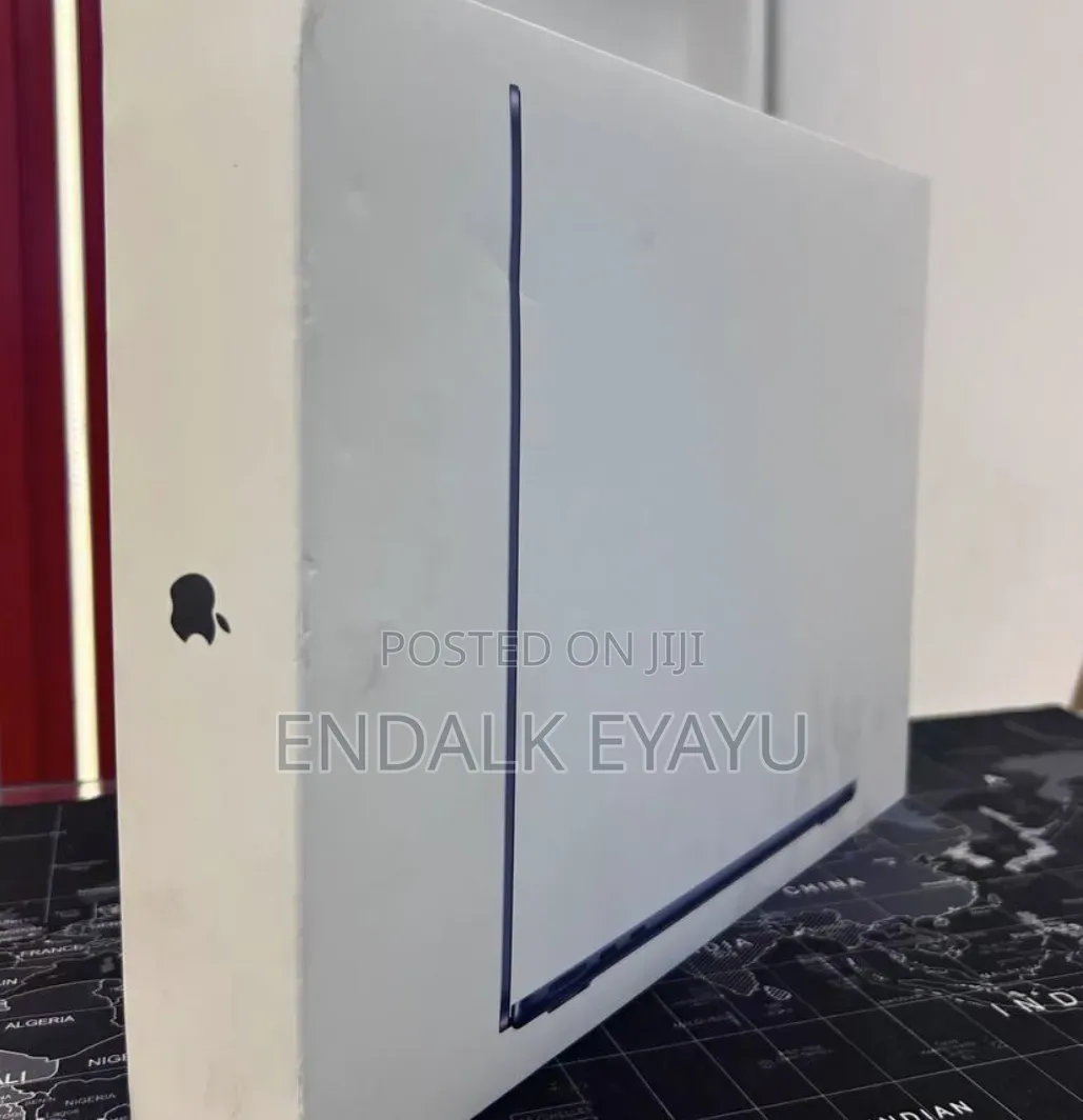 New Laptop Apple MacBook Air 2026 M5 13-inch 16GB Apple M5 SSD 512GB
