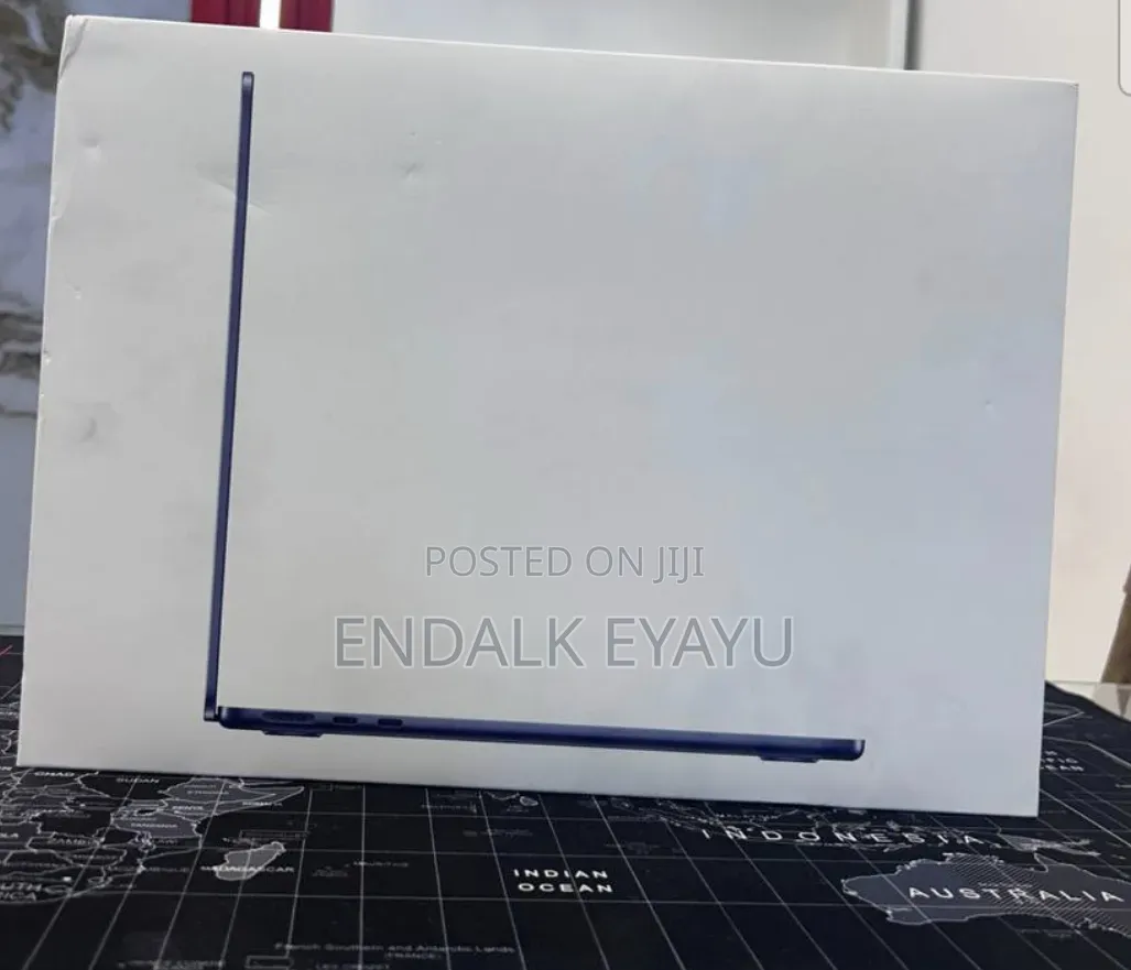 New Laptop Apple MacBook Air 2026 M5 13-inch 16GB Apple M5 SSD 512GB
