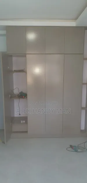 ቁምሳጥን በላሚኔት ኤምዲኤፍ
