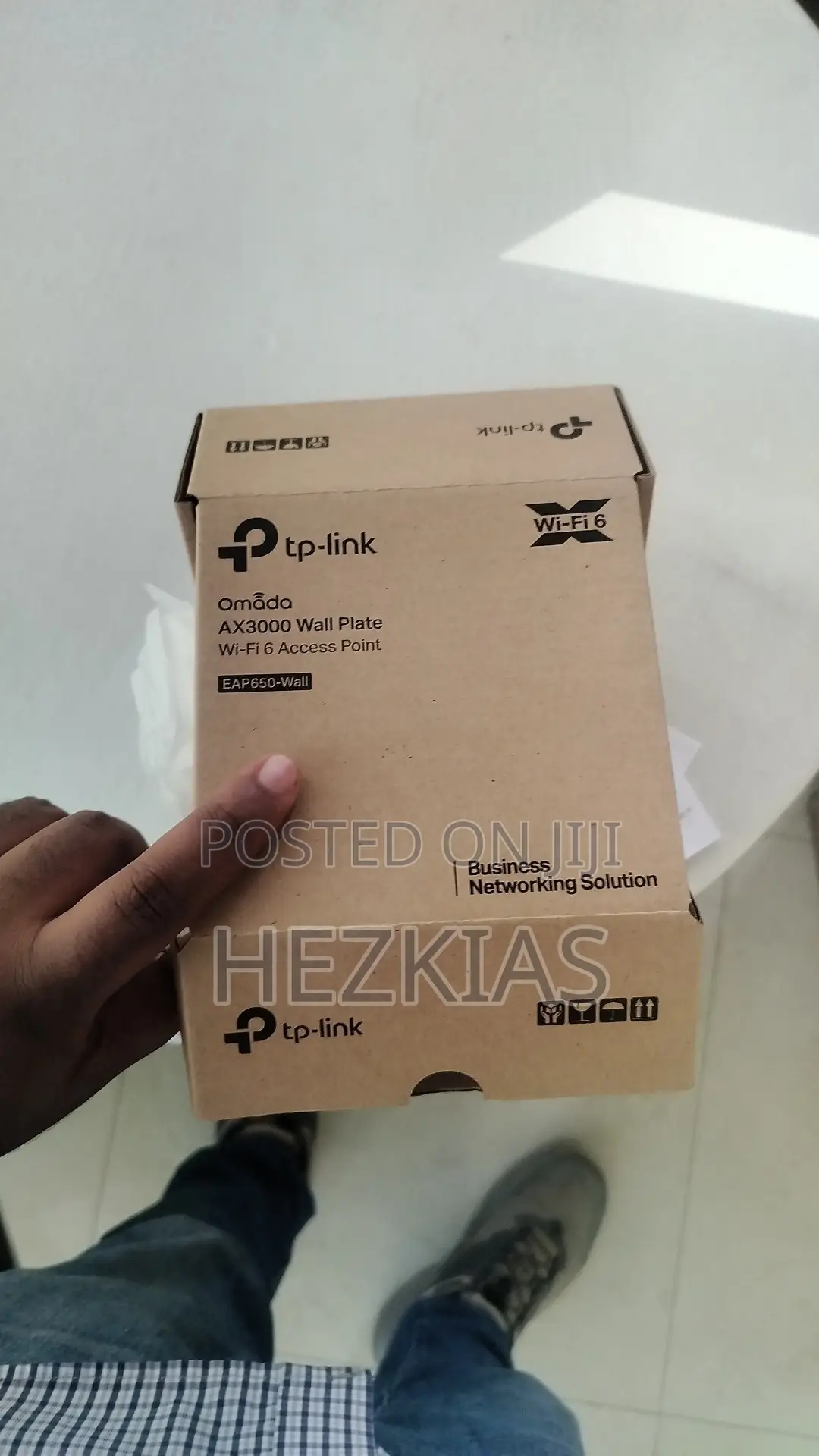 Ax3000 Wall Plate Wifi 6 Access Point
