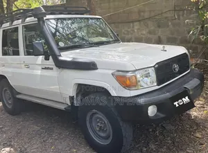 Toyota Land Cruiser 2020 White