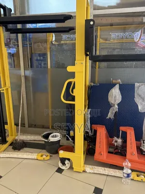 Hydroulic Forklift