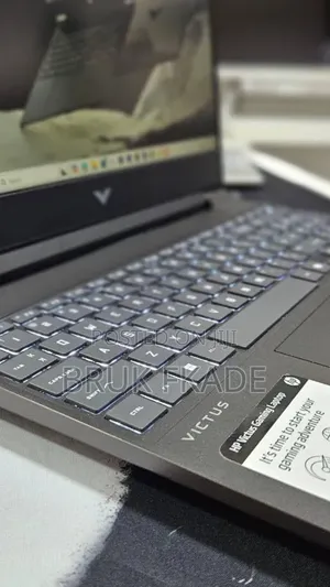 New Laptop HP Victus 15 16GB AMD Ryzen 7 SSD 512GB