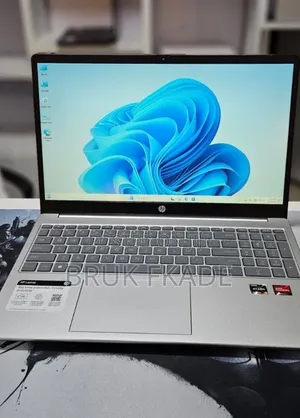 New Laptop HP Stream Notebook 16GB AMD Ryzen 5 SSD 256GB