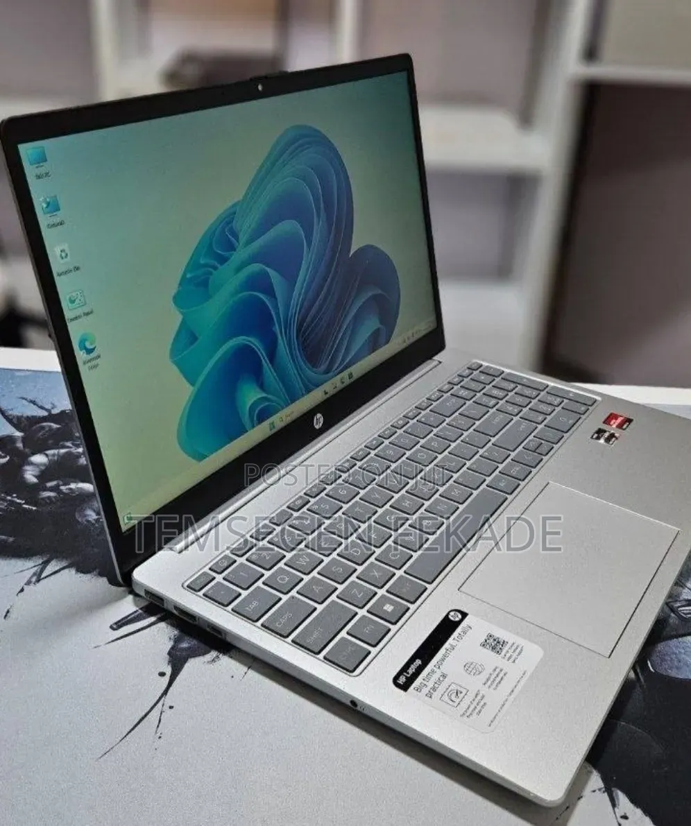 New Laptop HP Stream Notebook 16GB AMD Ryzen 5 SSD 256GB