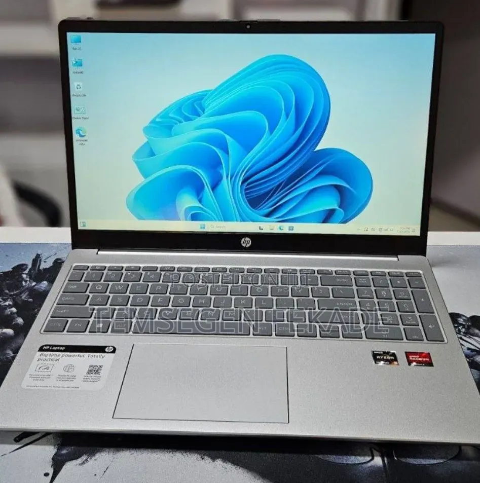 New Laptop HP Stream Notebook 16GB AMD Ryzen 5 SSD 256GB