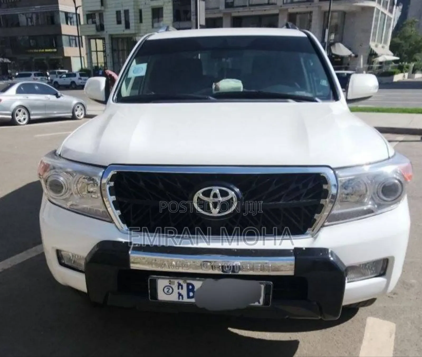 Toyota Land Cruiser 2010 White