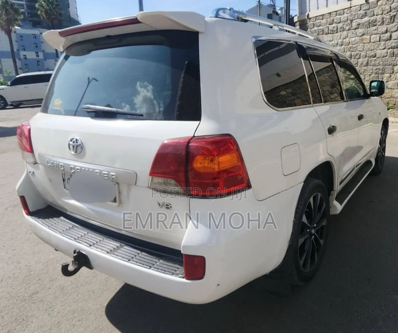 Toyota Land Cruiser 2010 White