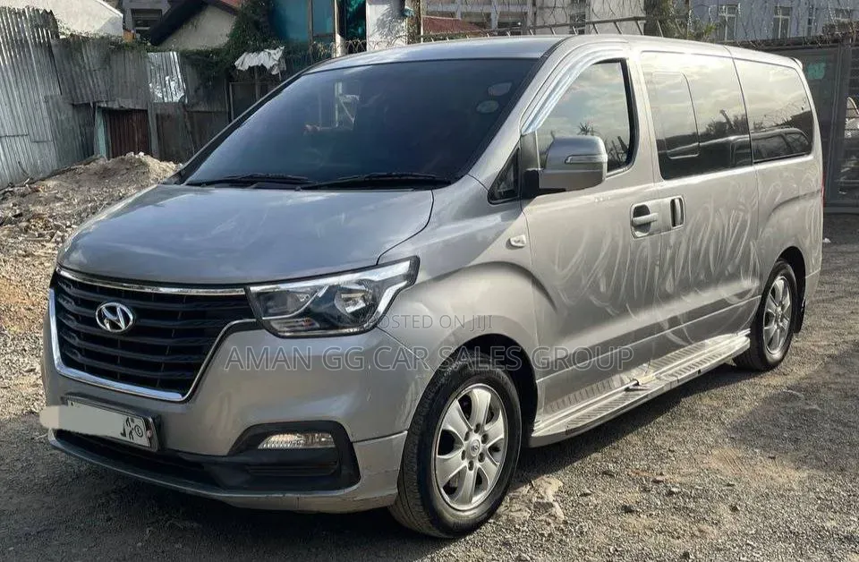 Hyundai Starex 2020 Silver