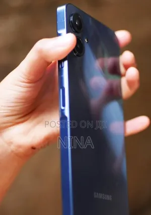 Samsung Galaxy A06 128 GB Blue