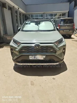 Toyota RAV4 2020 Green