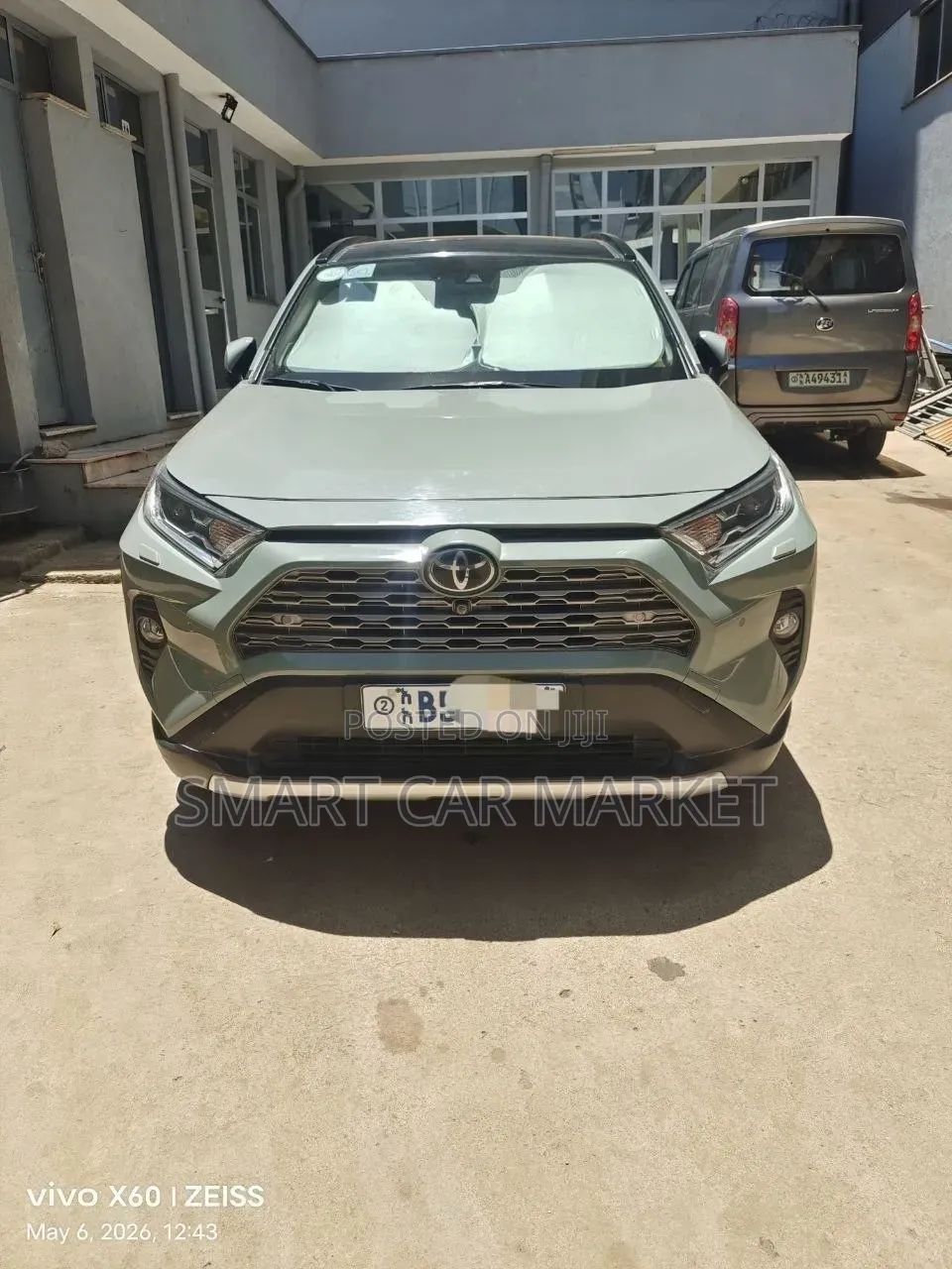 Toyota RAV4 2020 Green