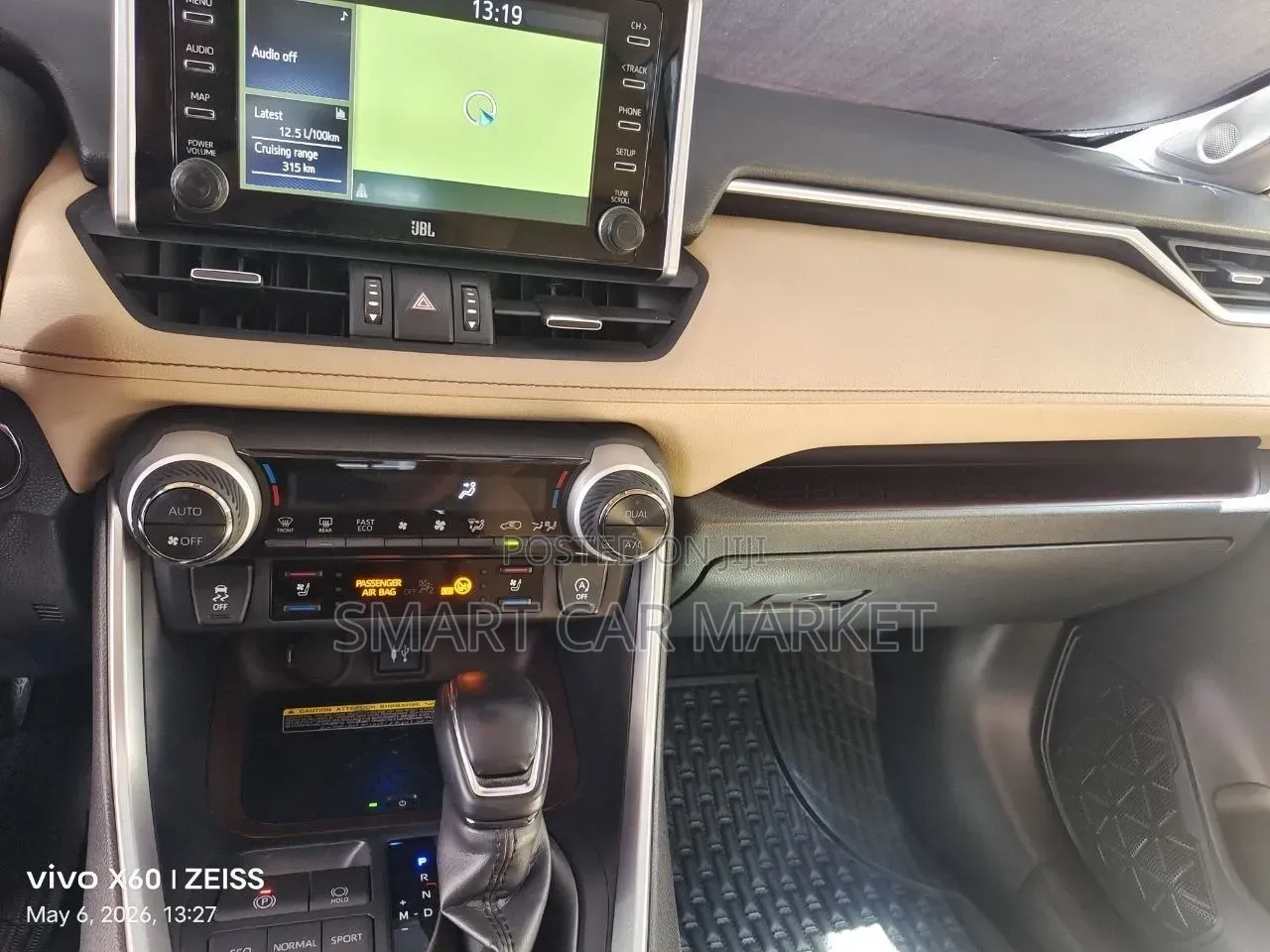 Toyota RAV4 2020 Green