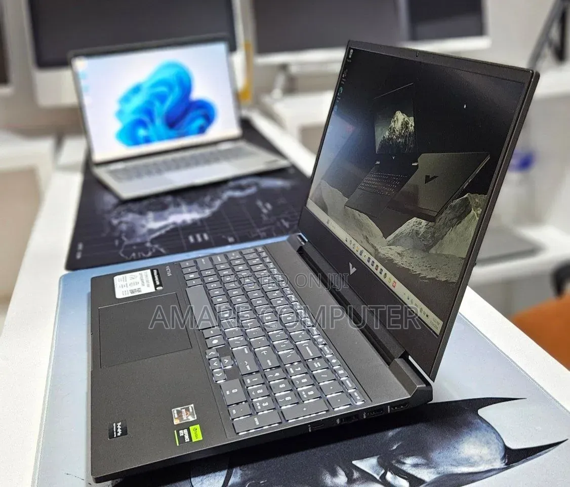 New Laptop HP Victus 16 16GB AMD Ryzen 7 SSD 512GB