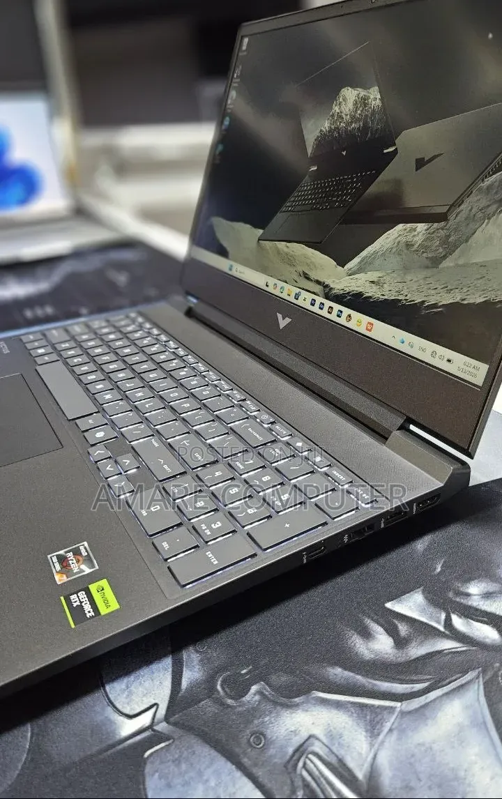 New Laptop HP Victus 16 16GB AMD Ryzen 7 SSD 512GB