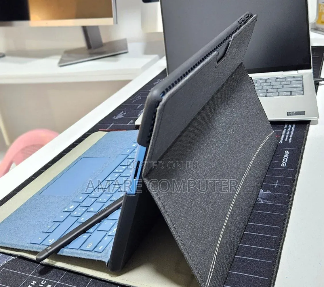 New Microsoft Surface Pro 11th Edition, a Copilot+ PC 16GB SSD 512GB